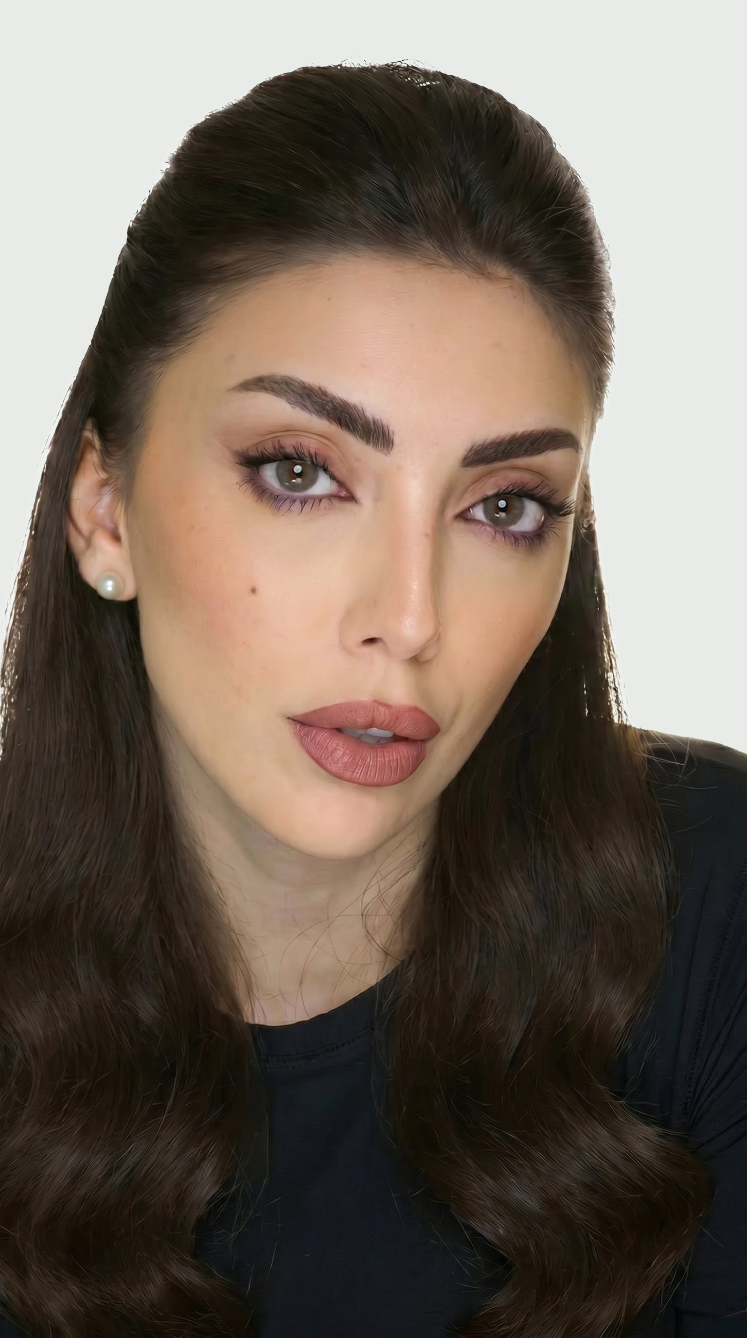 ASH GRAY
